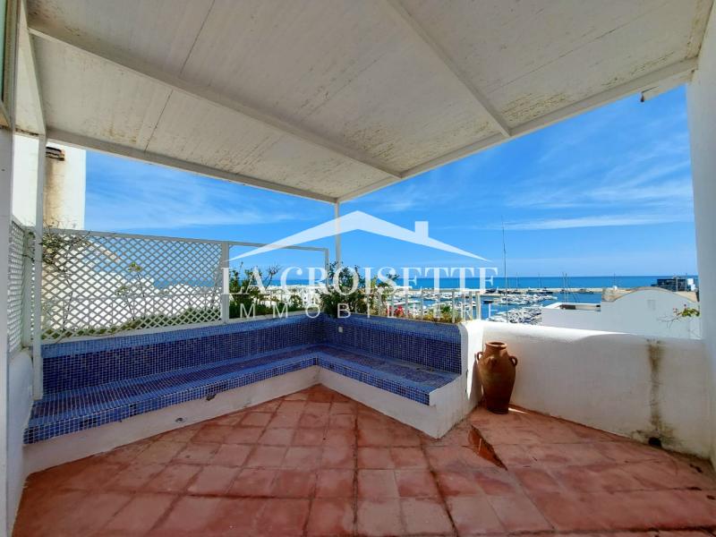 Villa S+3 vue sur mer à Gammarth